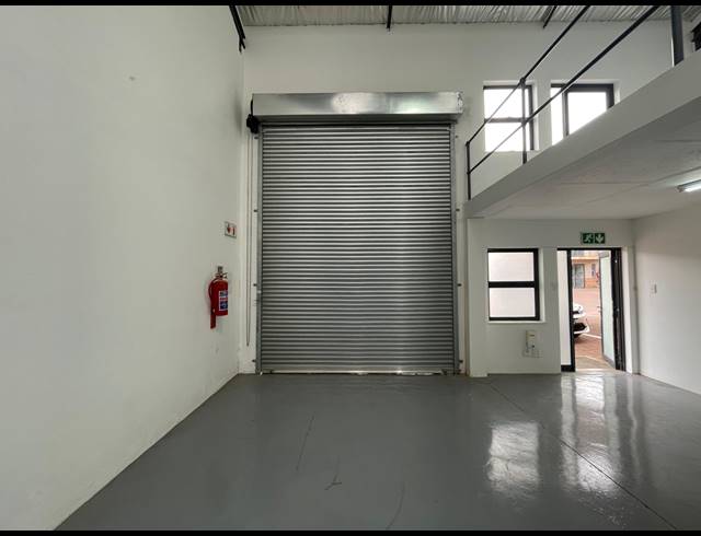 145M² WAREHOUSE TO LET IN BARBEQUE DOWNS